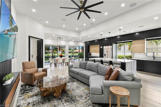 3007 Ellice WAY, Naples, FL 34119