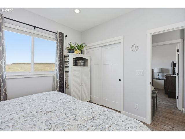 1275 WRIGHT Rd, Arlington, OR 97812