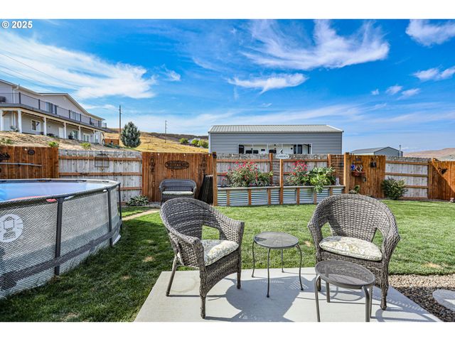 1275 WRIGHT Rd, Arlington, OR 97812