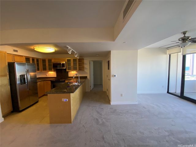 600 Queen Street 2106, Honolulu, HI 96813