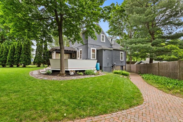 304 Lowell Street, Reading, MA 01867