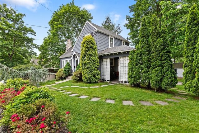 304 Lowell Street, Reading, MA 01867