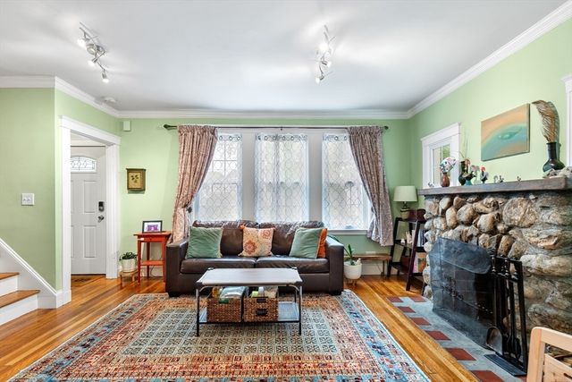 304 Lowell Street, Reading, MA 01867