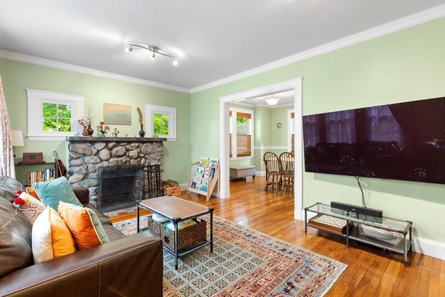 304 Lowell Street, Reading, MA 01867