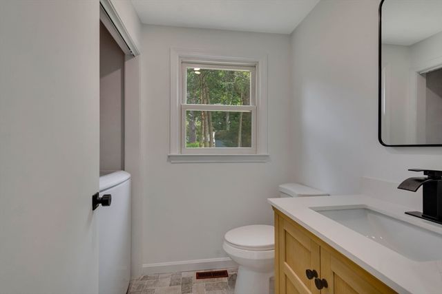 30 A St, Framingham, MA 01701