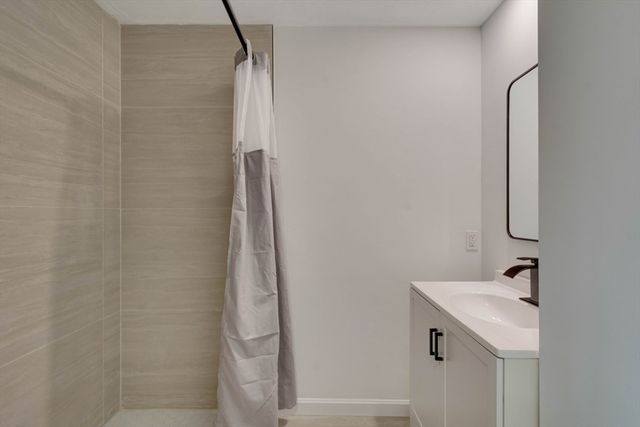 30 A St, Framingham, MA 01701