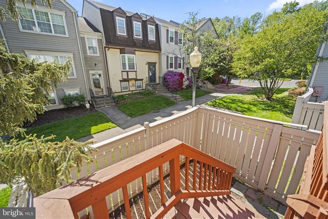 2362 HUNTERS SQUARE CT, Reston, VA 20191