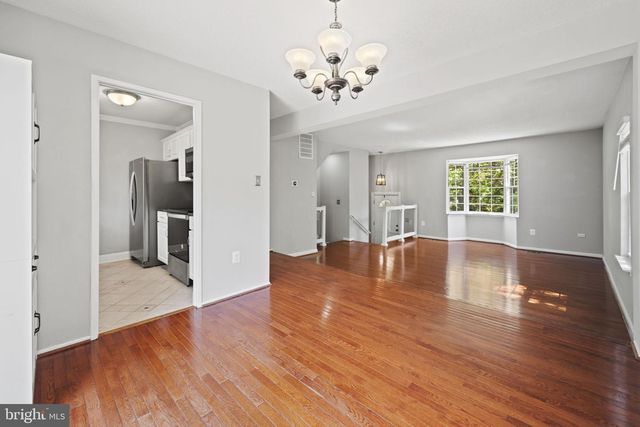 2362 HUNTERS SQUARE CT, Reston, VA 20191