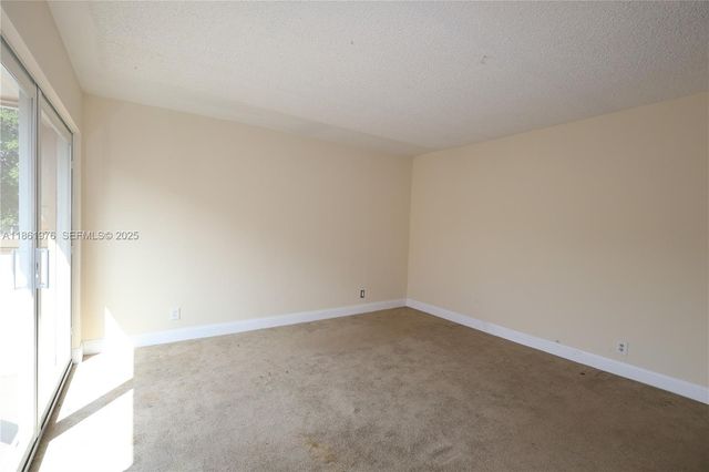865 NW 80th Terrace 6, Plantation, FL 33324