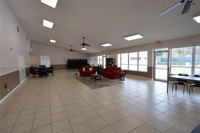 865 NW 80th Terrace 6, Plantation, FL 33324