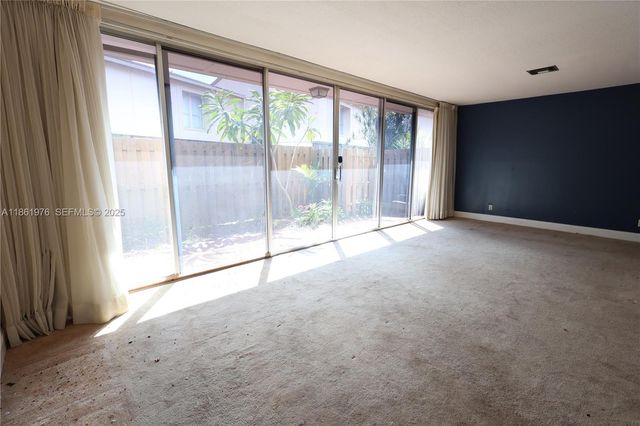 865 NW 80th Terrace 6, Plantation, FL 33324