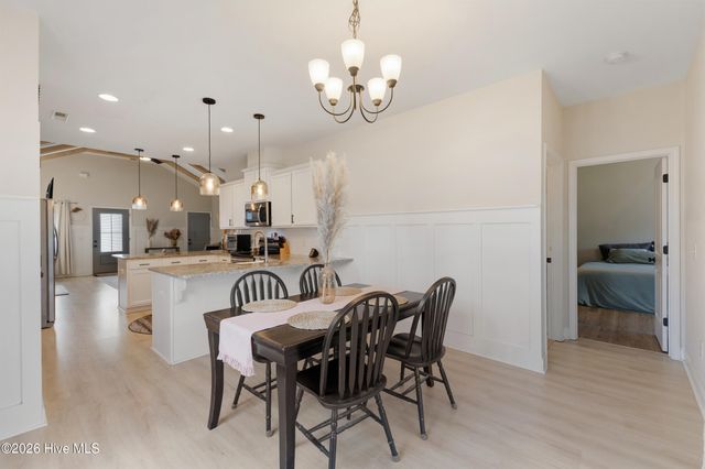 318 Long Pond Drive, Sneads Ferry, NC 28460