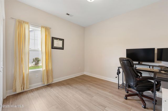 318 Long Pond Drive, Sneads Ferry, NC 28460