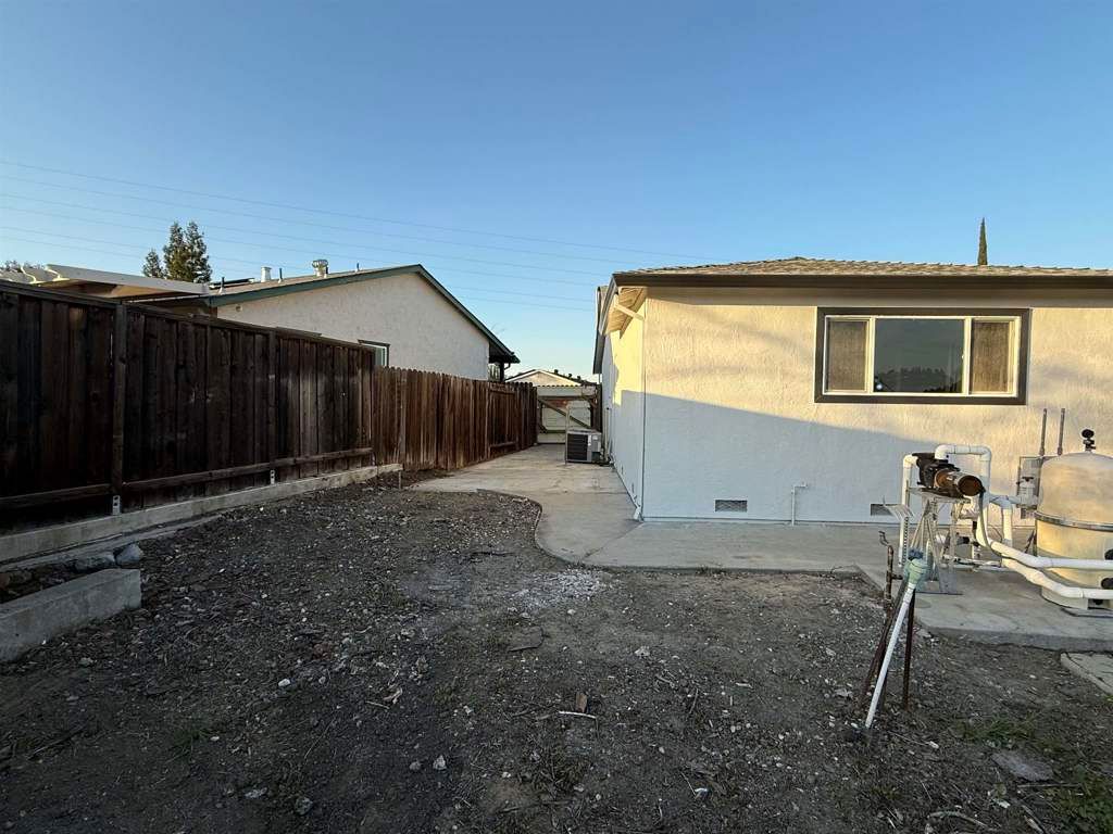 Image 15 of property listing at 108 Fleetwood Dr, Antioch, CA 94509