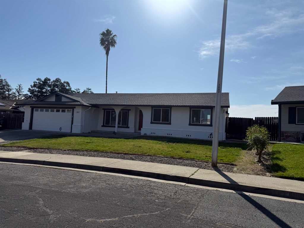 Image 16 of property listing at 108 Fleetwood Dr, Antioch, CA 94509