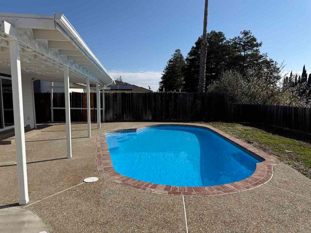 Image 22 of property listing at 108 Fleetwood Dr, Antioch, CA 94509