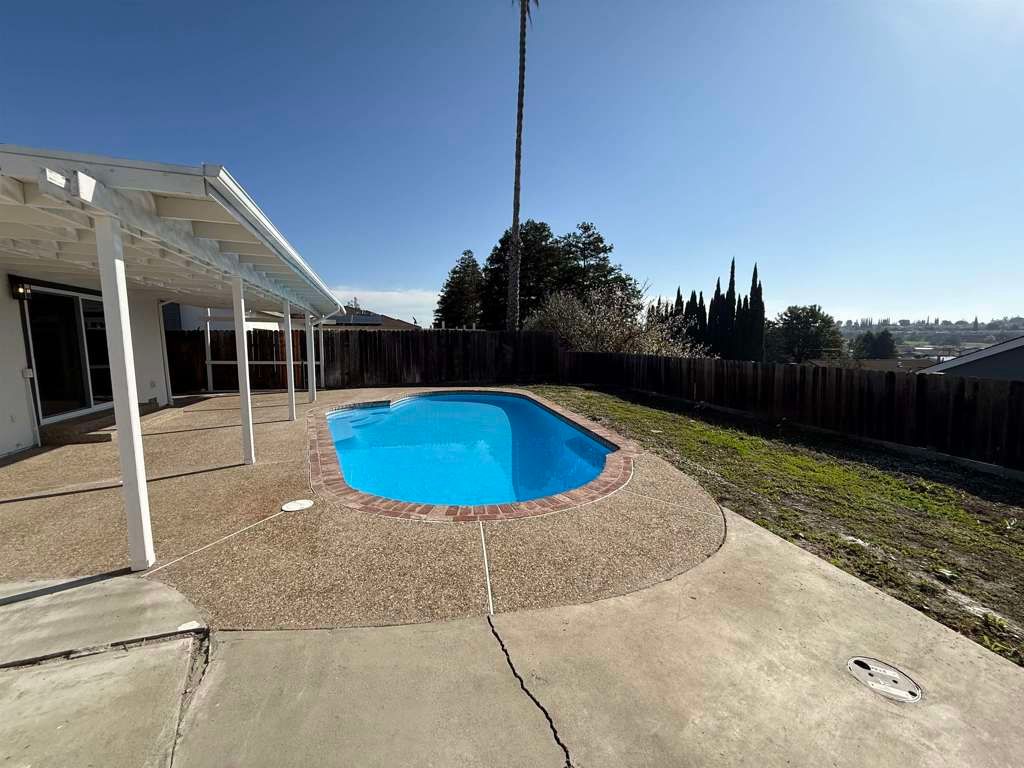 Image 23 of property listing at 108 Fleetwood Dr, Antioch, CA 94509