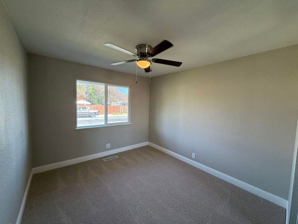 Image 36 of property listing at 108 Fleetwood Dr, Antioch, CA 94509