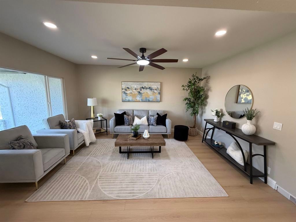 Image 42 of property listing at 108 Fleetwood Dr, Antioch, CA 94509