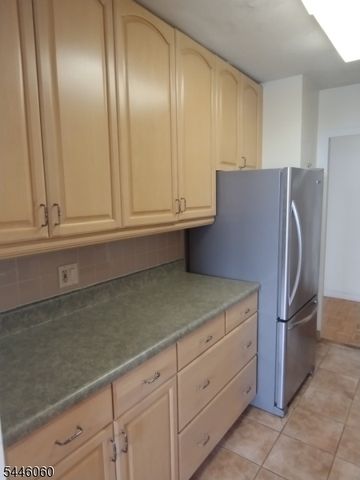 301 Beech St 7E, Hackensack City, NJ 07601