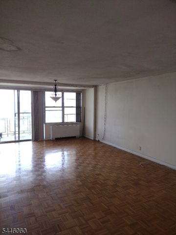 301 Beech St 7E, Hackensack City, NJ 07601