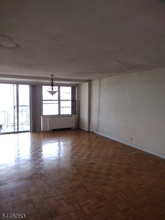 301 Beech St 7E, Hackensack City, NJ 07601 — photo 3