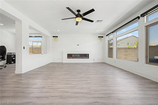 7094 Bold Rock Avenue, Las Vegas, NV 89113