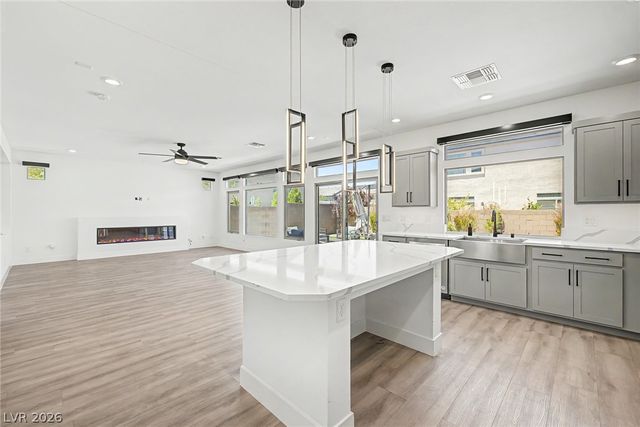 7094 Bold Rock Avenue, Las Vegas, NV 89113