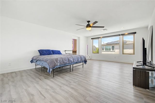 7094 Bold Rock Avenue, Las Vegas, NV 89113