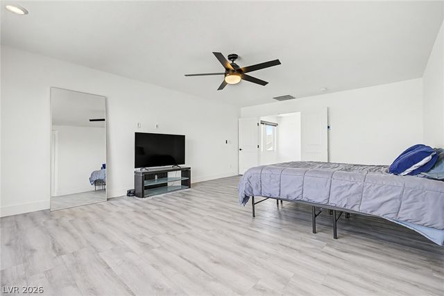 7094 Bold Rock Avenue, Las Vegas, NV 89113