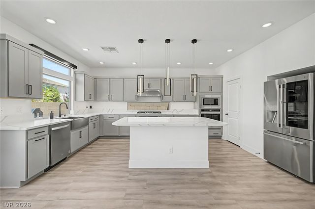 7094 Bold Rock Avenue, Las Vegas, NV 89113