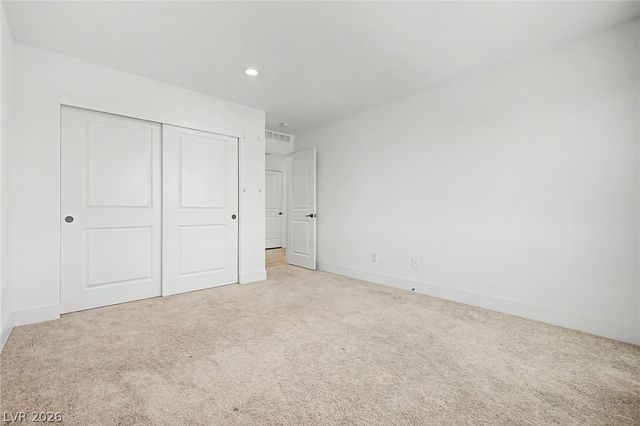 7094 Bold Rock Avenue, Las Vegas, NV 89113