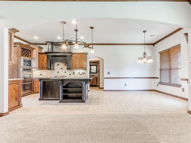 12607 Forest Oaks Drive, Choctaw, OK 73020