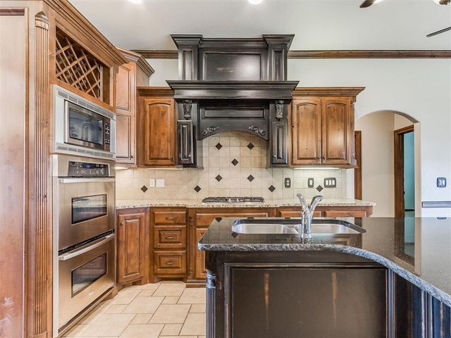 12607 Forest Oaks Drive, Choctaw, OK 73020