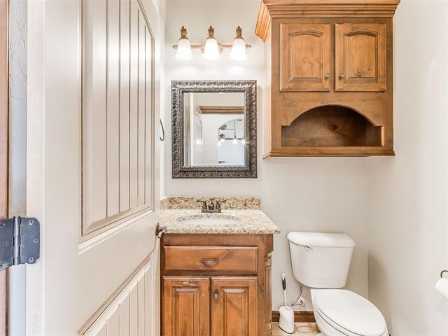 12607 Forest Oaks Drive, Choctaw, OK 73020
