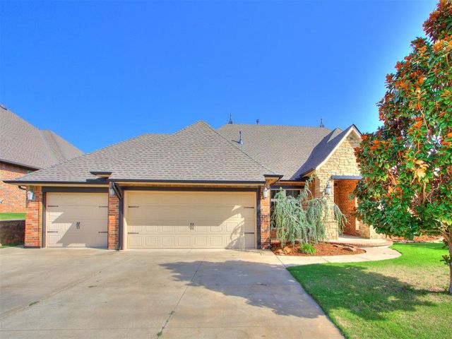 12607 Forest Oaks Drive, Choctaw, OK 73020