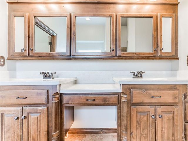 12607 Forest Oaks Drive, Choctaw, OK 73020