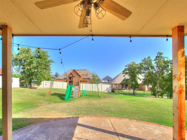 12607 Forest Oaks Drive, Choctaw, OK 73020