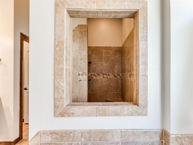 12607 Forest Oaks Drive, Choctaw, OK 73020