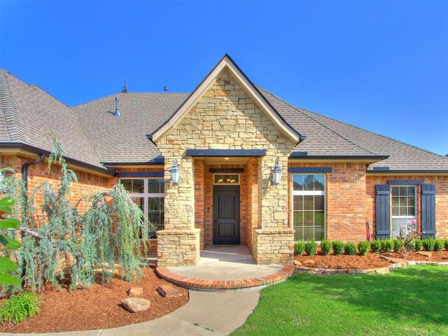12607 Forest Oaks Drive, Choctaw, OK 73020