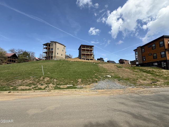 3 Bullwinkle Way, Sevierville, TN 37862