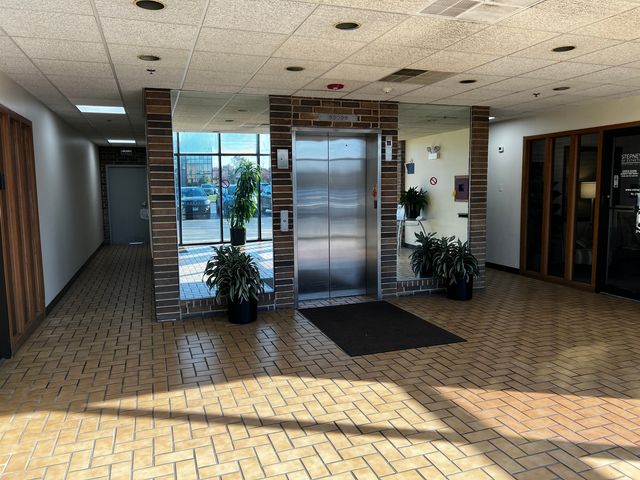905 175th Street 3SE, Homewood, IL 60430