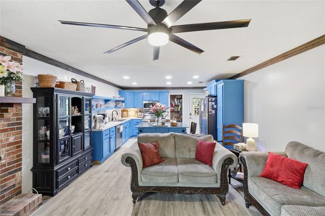 1638 SW KING STREET, Lake City, FL 32024