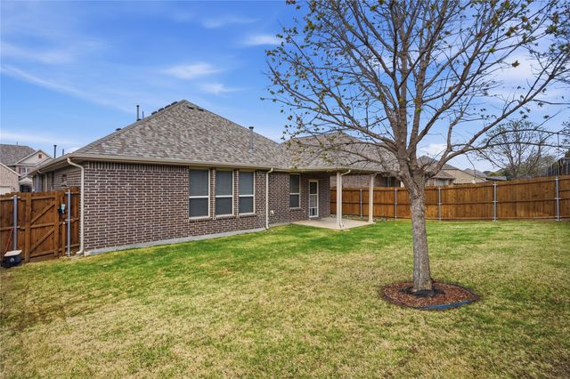 613 Sundrop Drive, Little Elm, TX 75068