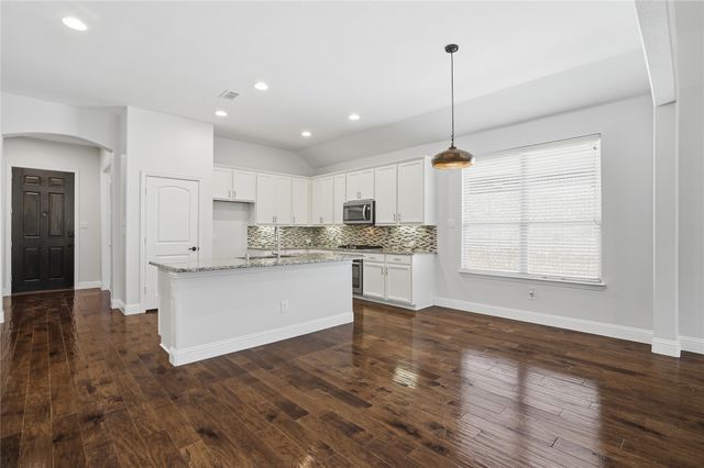 613 Sundrop Drive, Little Elm, TX 75068