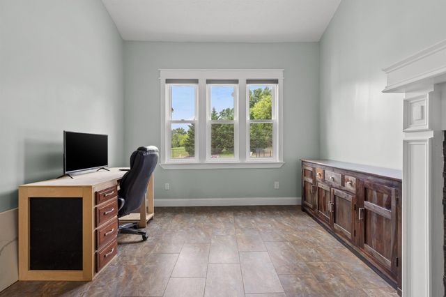 9853 Hixson Pike, Soddy Daisy, TN 37379