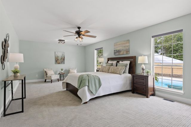 9853 Hixson Pike, Soddy Daisy, TN 37379