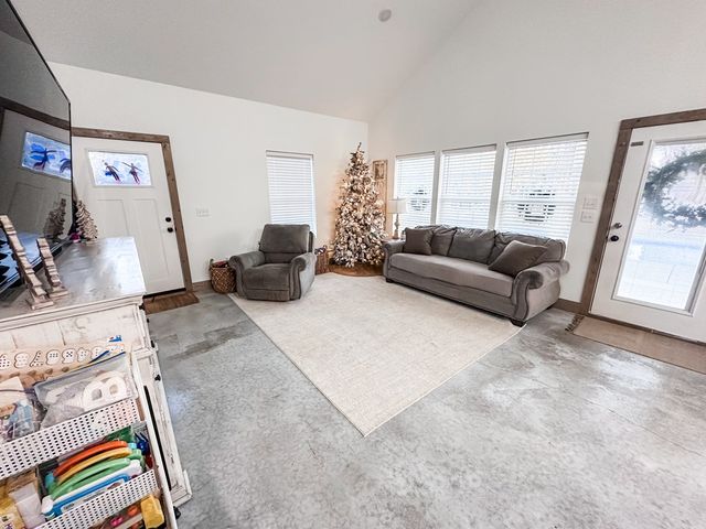 541 Malvern Loop, Slocomb, AL 36375