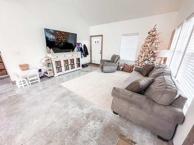 541 Malvern Loop, Slocomb, AL 36375