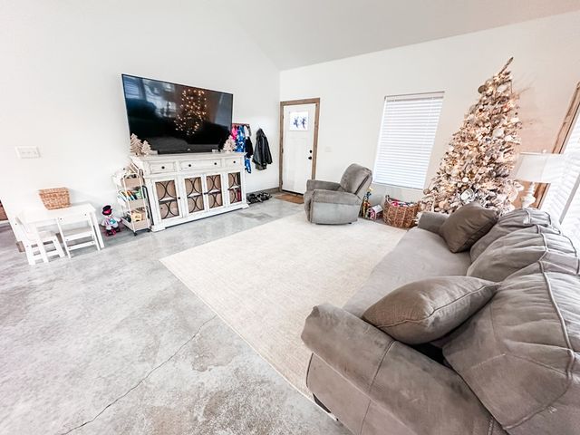 541 Malvern Loop, Slocomb, AL 36375